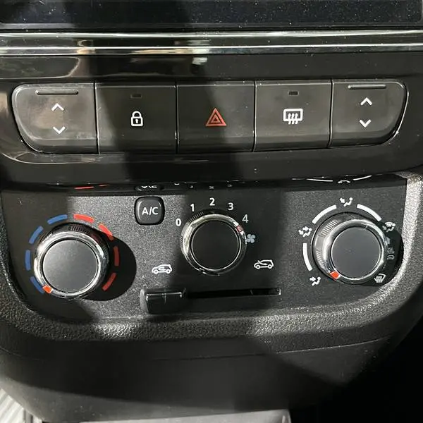 Miniatura 13