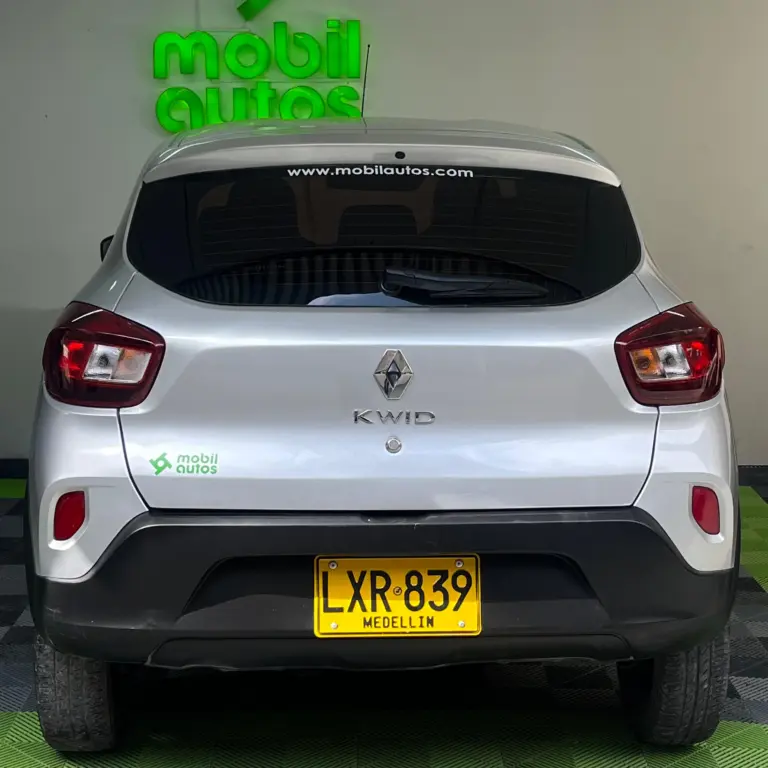Miniatura 8